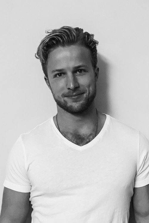 b/w portrait of Joe Bloggs