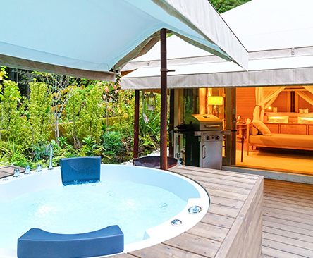 ラグジュアリーなテント２