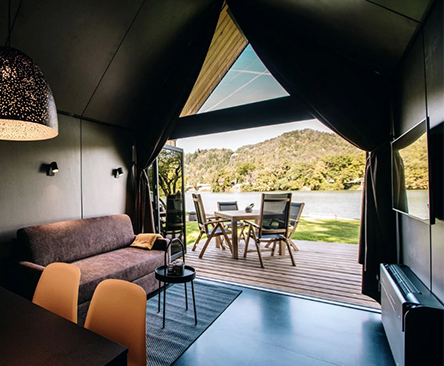 シックのテント１